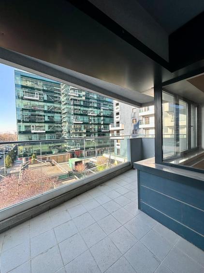 Apartament cu 3 camere decomandat în Barbu Văcărescu