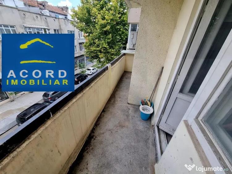 Apartament cu 3 camere decomandat în Ultracentral