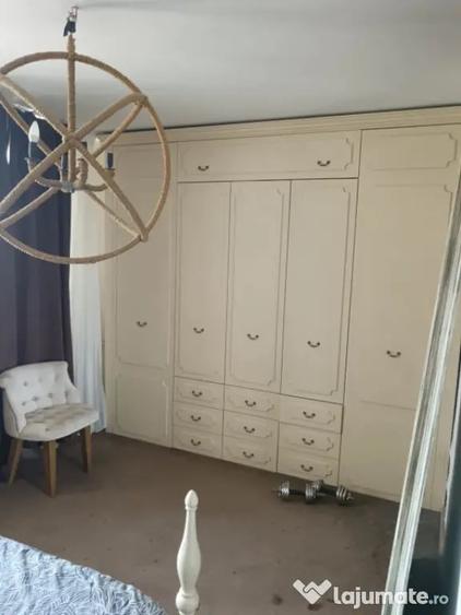 Apartament cu 4 camere decomandat în Titulescu