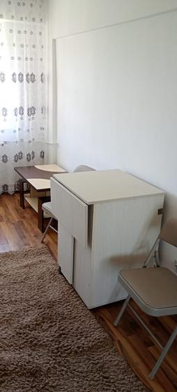 Garsonieră decomandată în Sârbi