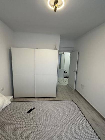 Apartament cu 2 camere decomandat în Berceni