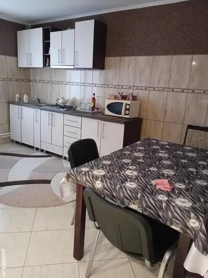 Casă cu 3 camere în Mihai Viteazu