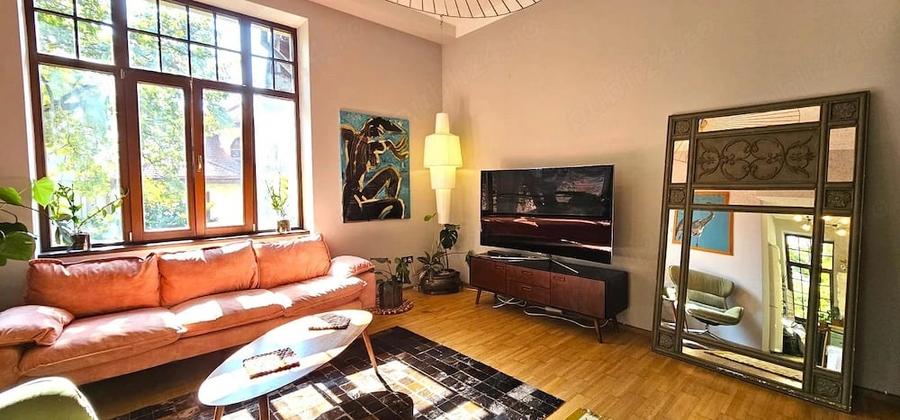 Apartament cu 3 camere decomandat în Central