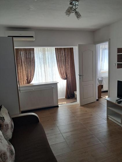Proprietar, inchiriez apartament cu o camera - 6