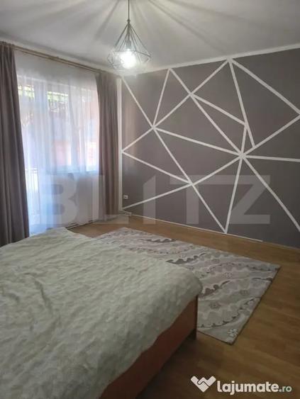 Casă cu 2 camere cu Teren 1325 Mp în Central
