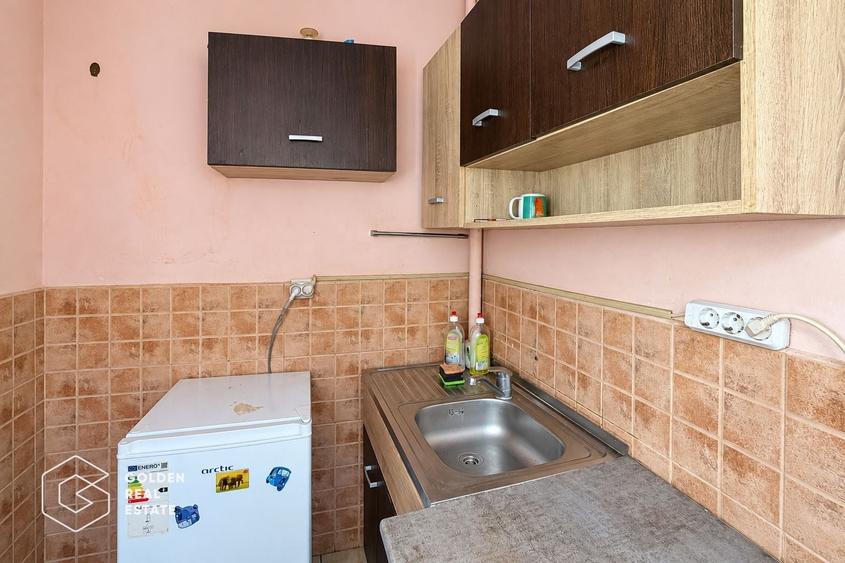 Garsonieră decomandată în Micălaca