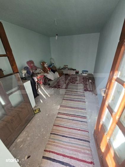 Casă cu 5 camere cu Teren 853 Mp în Șotânga