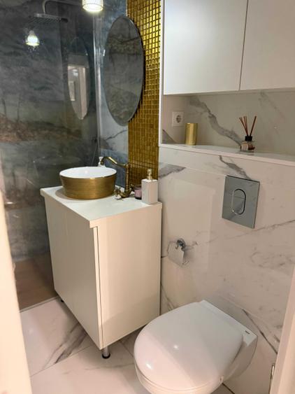 Apartament cu 2 camere decomandat în Exterior Vest
