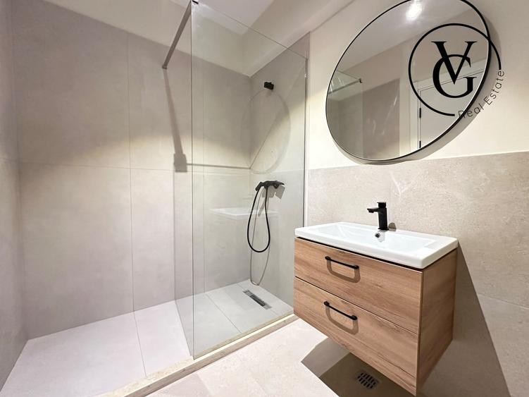 Apartament cu 2 camere semidecomandat, mobilat în Mamaia-Sat