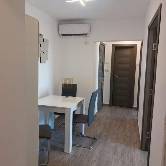 Apartament cu 3 camere decomandat, mobilat în Complex Studențesc