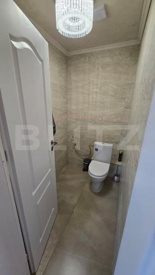 Apartament cu 3 camere decomandat, mobilat în Est