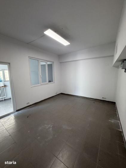 Spațiu comercial, de 120 mp, în Girocului