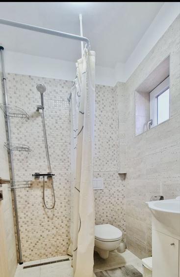 Casă cu 4 camere în Tărlungeni
