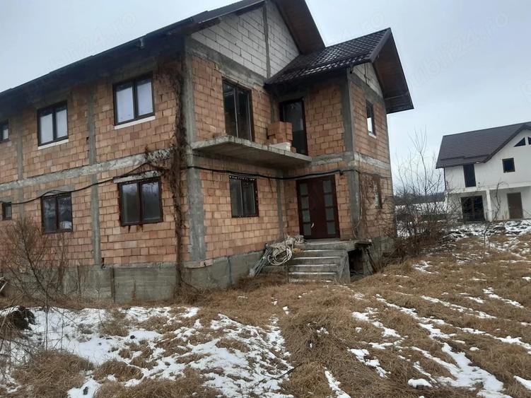 Casă cu 1 camere cu Teren 660 Mp în Central