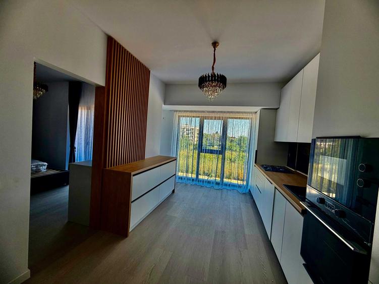 Apartament cu 2 camere decomandat în Băneasa