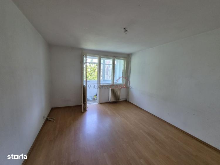 Apartament cu 2 camere decomandat în Drumul Taberei
