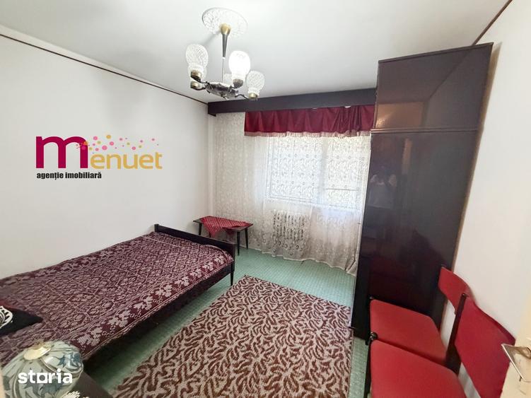Apartament cu 3 camere decomandat în C5