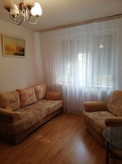 Apartament cu 2 camere semidecomandat în Sârbi