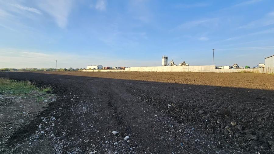 Teren construcție, în Dumbrăvița