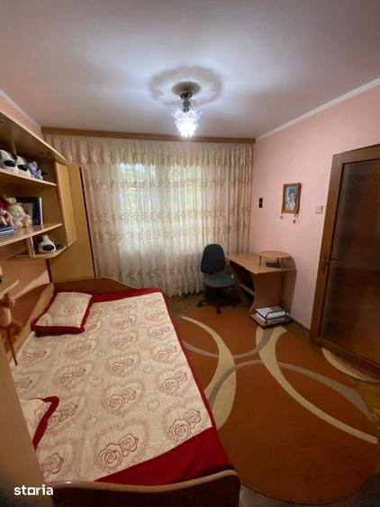 Apartament cu 2 camere semidecomandat în Micro 19
