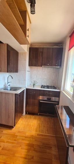 Apartament cu 2 camere decomandat în Gura Văii