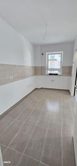 Garsoniera de vanzare noua cu balcon mare Tractorul, Brasov - 14