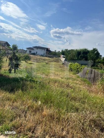 Teren de 590 mp, în Șopârlița
