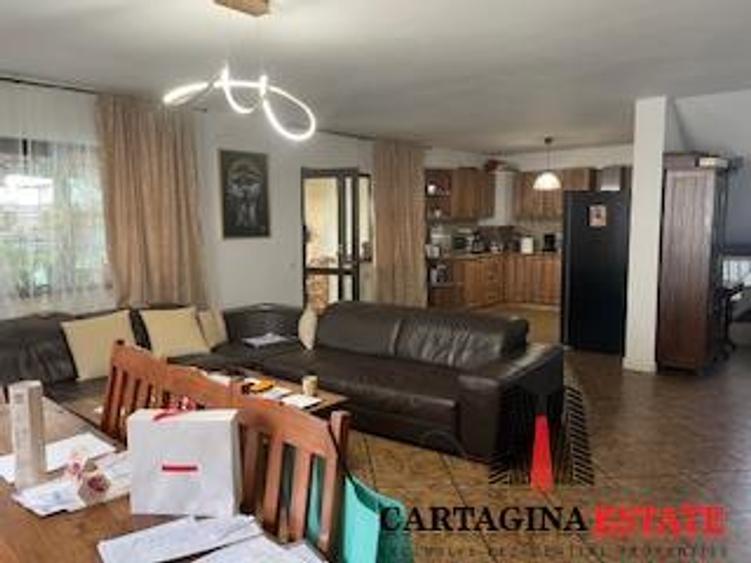 Casă cu 5 camere cu Teren 235 Mp în Pipera