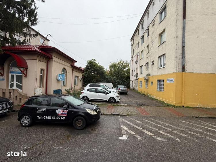 Casă cu 3 camere în Uiești