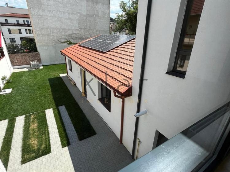 Birou, de 260 mp, în Central