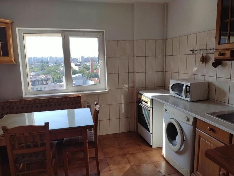 Apartament cu 2 camere semidecomandat în Banu Manta