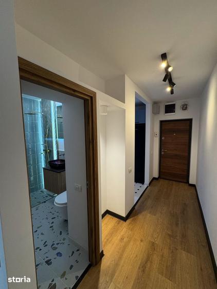 Apartament cu 2 camere, mobilat în Central