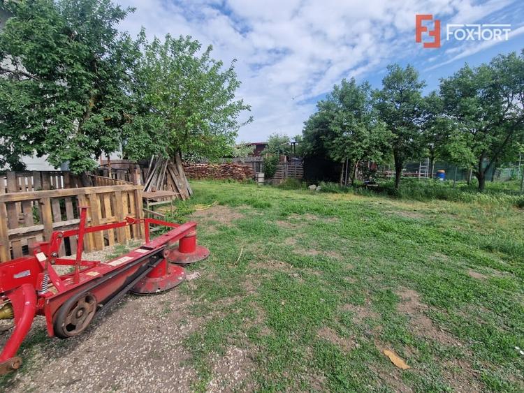 Casă individuală cu 3 camere cu Teren 2096 Mp în Ianova