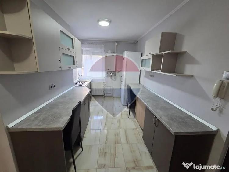 Apartament cu 2 camere semidecomandat în Central