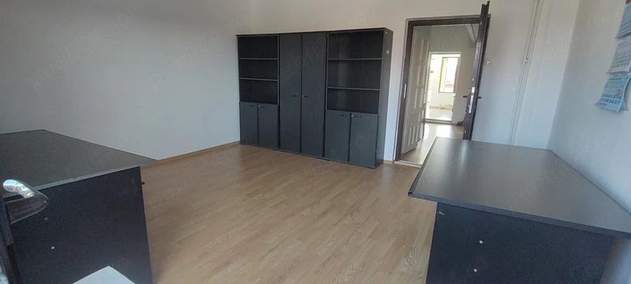 Casă cu 4 camere cu Teren 380 Mp în Central