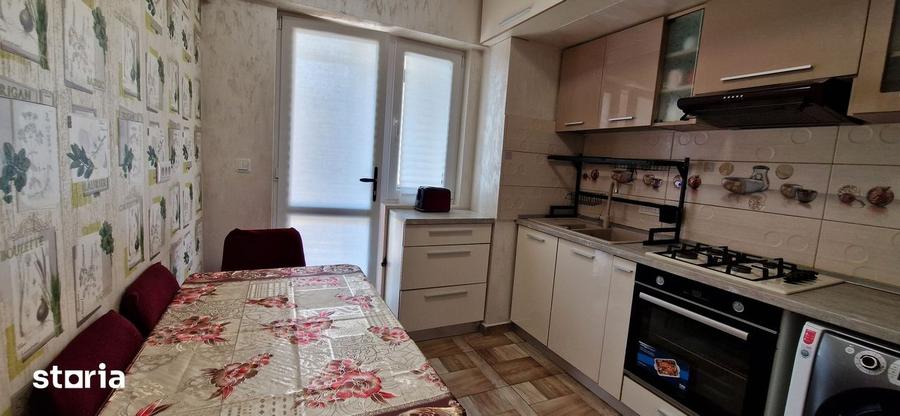 Apartament cu 3 camere, mobilat în Cug