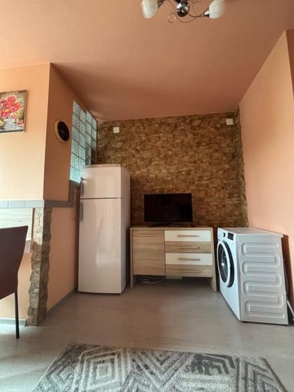 Garsonieră gata de mutat, cu parcare inclusă, la 280€ - 2