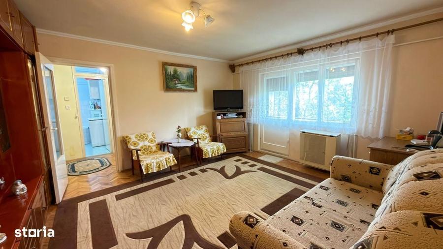 Apartament cu 2 camere semidecomandat în Central
