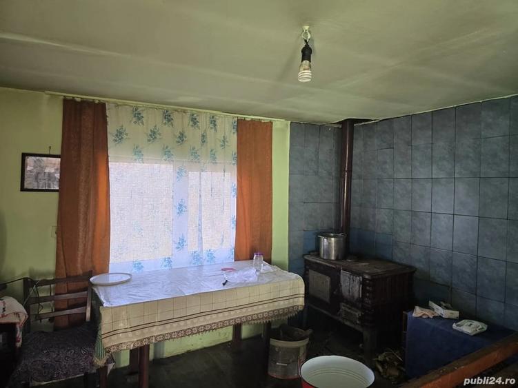 Casă cu 6 camere cu Teren 1400 Mp în Chitid