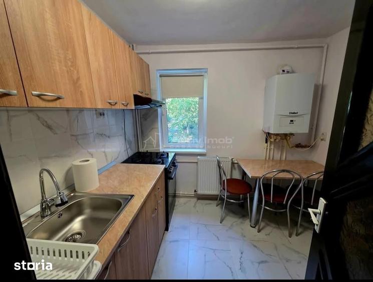 Apartament cu 2 camere decomandat în Obor