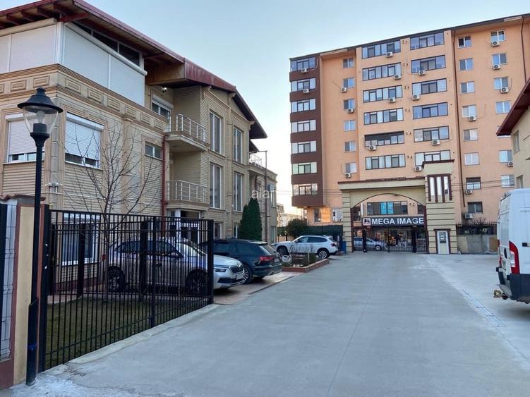 Casă cu 4 camere în Roșu