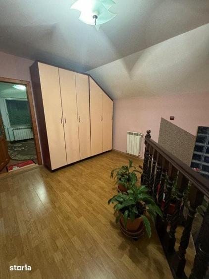 Casă cu 4 camere cu Teren 500 Mp în Rădăuți
