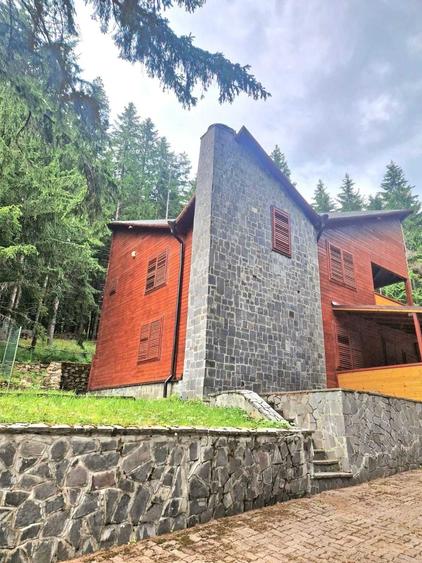 Casă cu 4 camere în Paltin