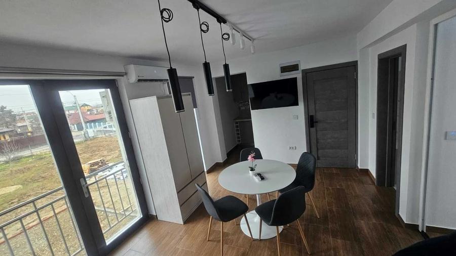 Casă cu 2 camere cu Teren 500 Mp în Central