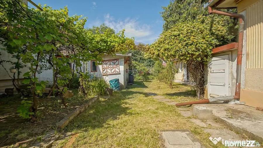 Casă cu 3 camere cu Teren 700 Mp în Central