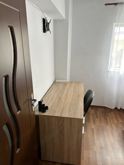 Apartament cu 2 camere decomandat în Dacia