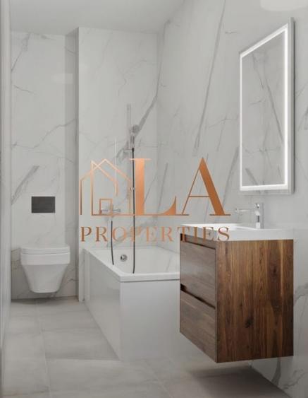 Penthouse cu 3 camere decomandat în Sud-Vest