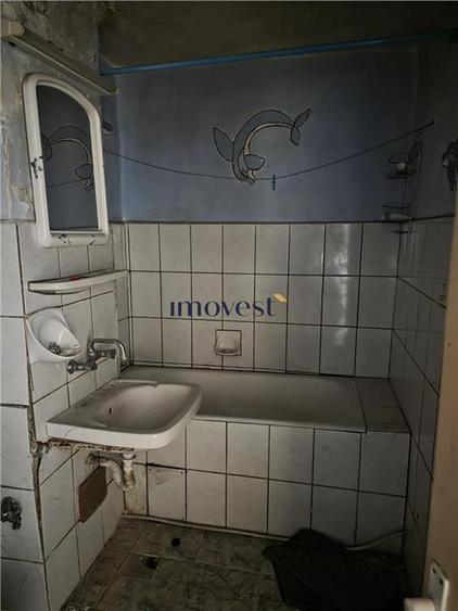 Apartament cu 2 camere semidecomandat în Micro 16