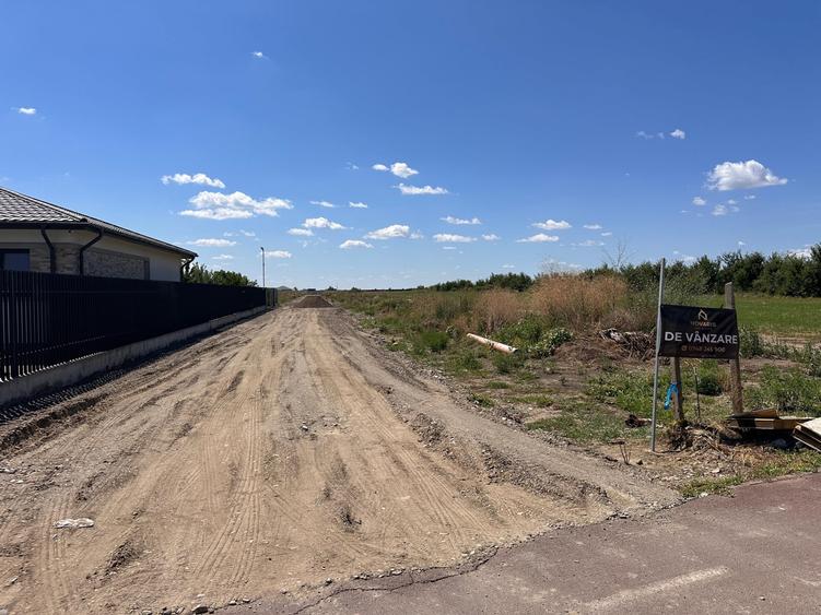 Teren Construcții intravilan de 580 mp, în Vânători