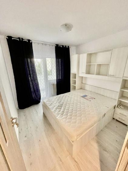 Apartament cu 3 camere decomandat în Bistrița Lac